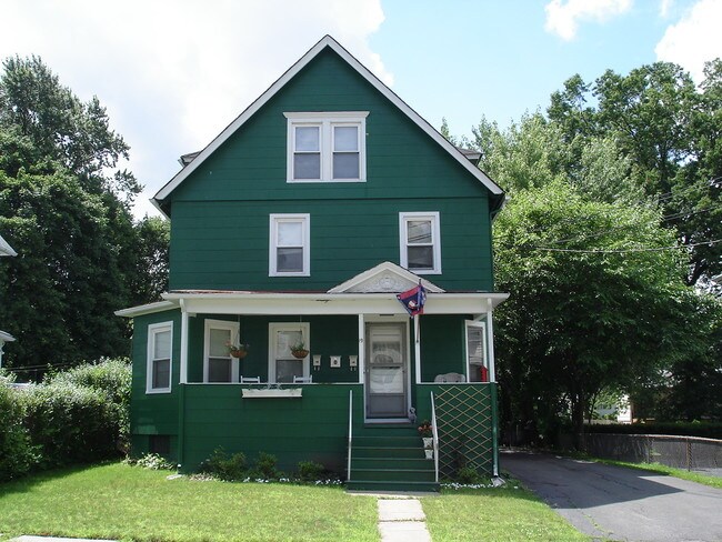 Primary Photo - 19 Wilcox St