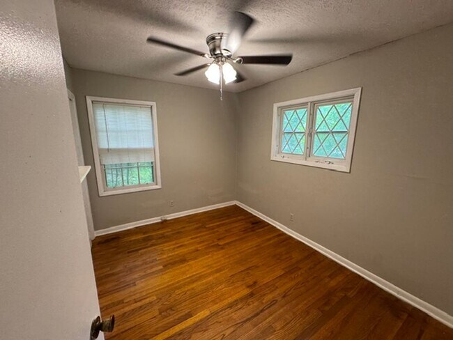 Building Photo - 1444 Waccamaw Dr