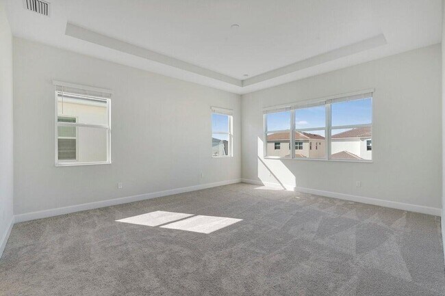 Building Photo - 14965 RedCove Pl