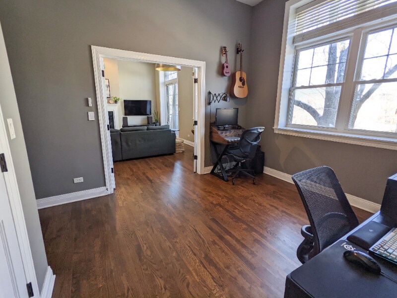 Building Photo - 1803 W Thomas St