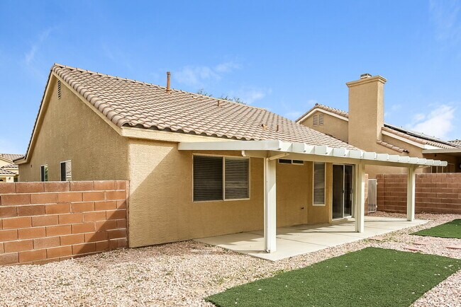 Building Photo - 3347 Steppe St