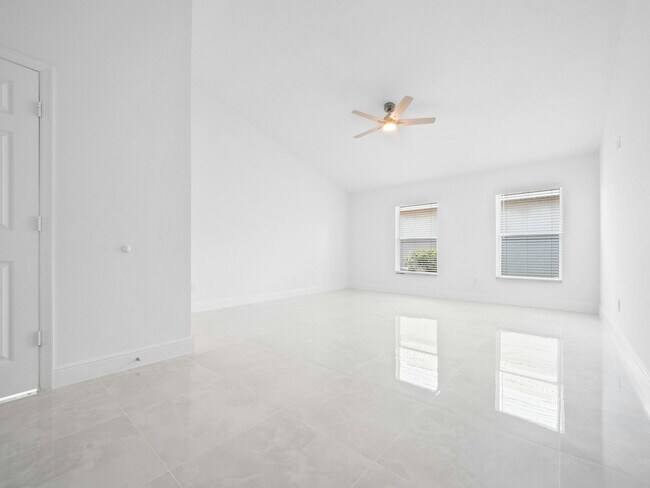Building Photo - 6444 Winder Oaks Blvd