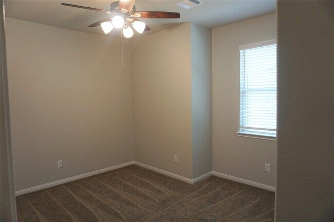 Building Photo - 12950 Shady Grove Ln