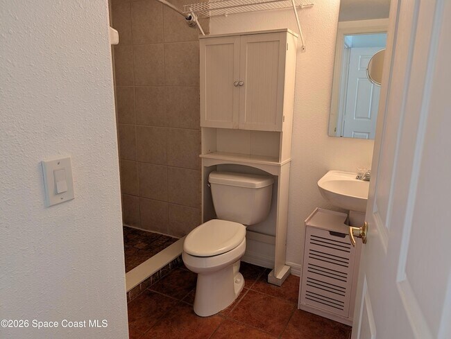 Building Photo - 313 Ocean Park Ln