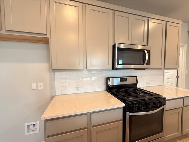 Building Photo - 2713 Brushwood Mdw