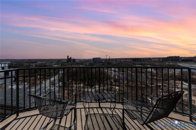 Building Photo - 1101 Haxall Point