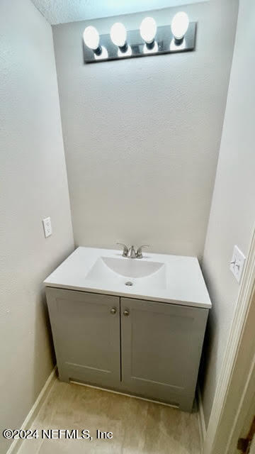 Building Photo - 257 Scrub Jay Dr