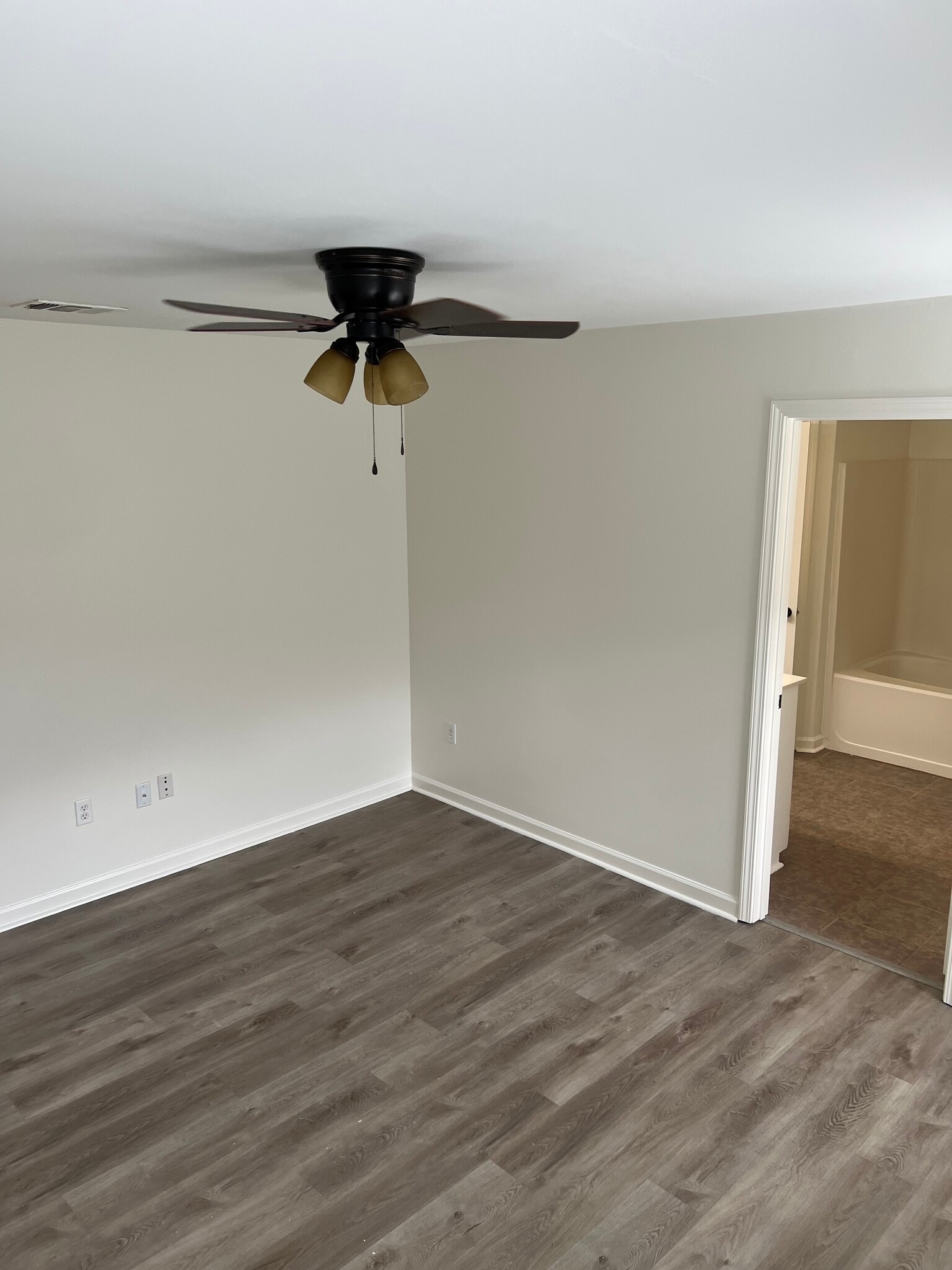 Master Bedroom - 9417 Lockhart Rd