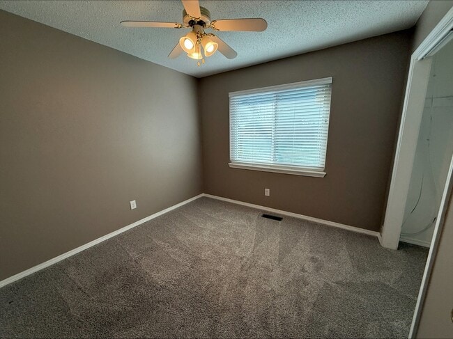 Building Photo - 714 E Beaver St