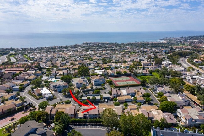 Building Photo - Lantern District 3 Bedroom Home in Gated C...