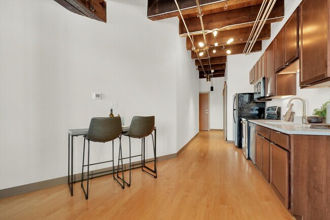 Building Photo - 115 W Galena Blvd