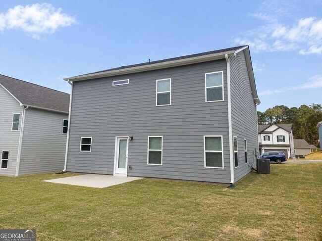 Building Photo - 3 Longbrooke Dr SE