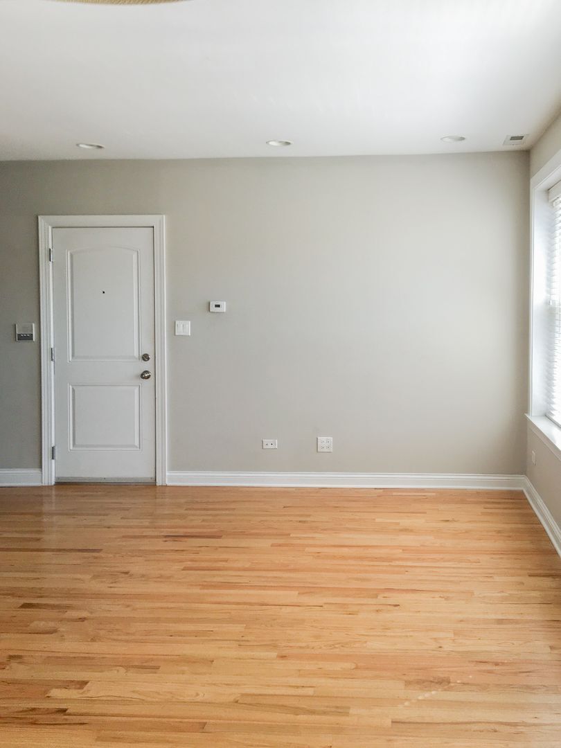 Building Photo - 1636 W Grace St