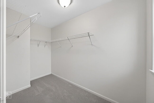 Building Photo - 23 Bethel Ln