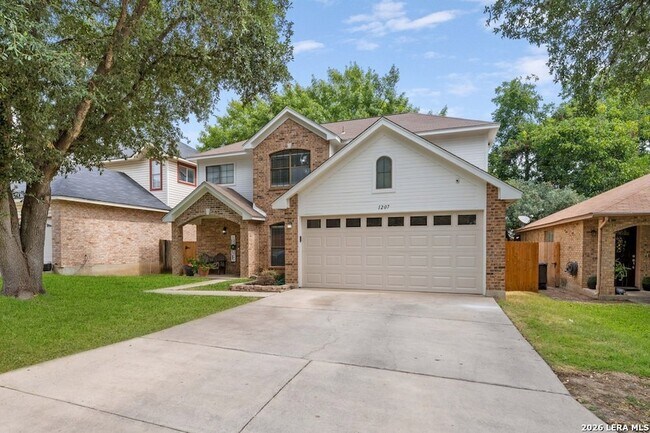 Building Photo - 1207 Canyon Parke Dr