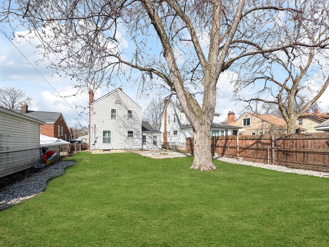 Building Photo - 4453 Newberry St