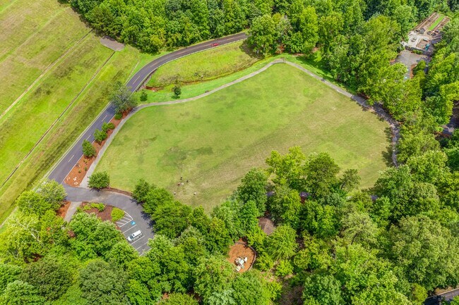 Building Photo - FULLY FURNISHED! Magnificent Panoramic Views!!