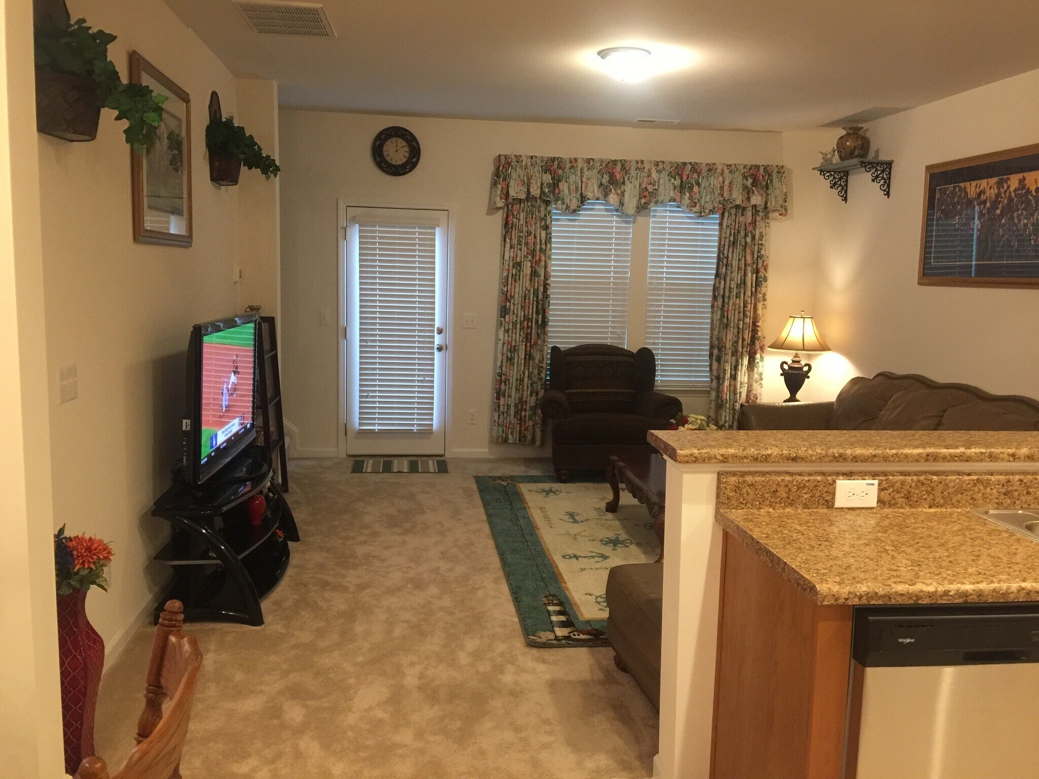 Building Photo - 748 Maypearl Ln