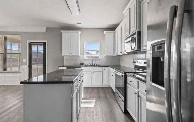 Building Photo - 4938 Coal Creek Dr