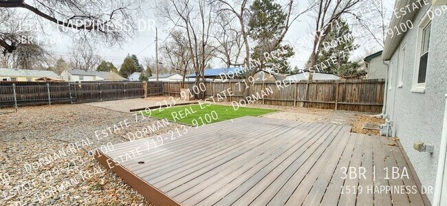 Building Photo - 1519 Happiness Dr