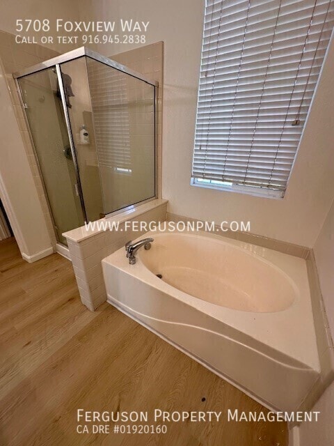 Building Photo - 5708 Foxview Way