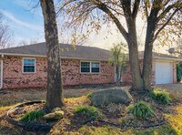 Building Photo - 1203 E Pecan St
