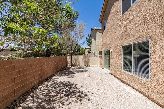 Building Photo - 8433 Spencer Canyon St