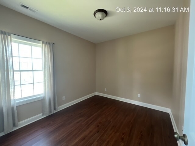 Building Photo - 425 S Hollywood Dr