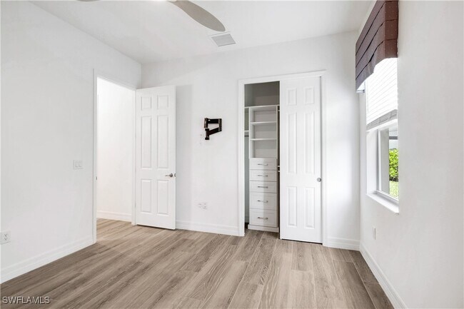 Building Photo - 13528 Blue Bay Cir