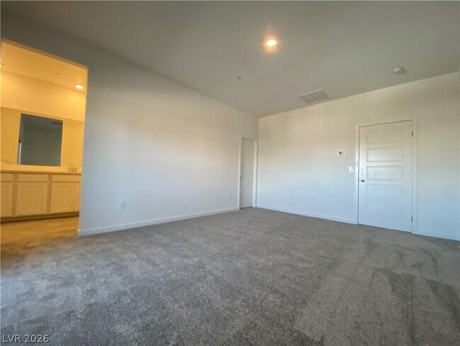 Building Photo - 9583 Noah Pointe Ave