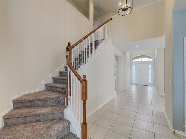 Building Photo - 1041 Crystal Lake Dr