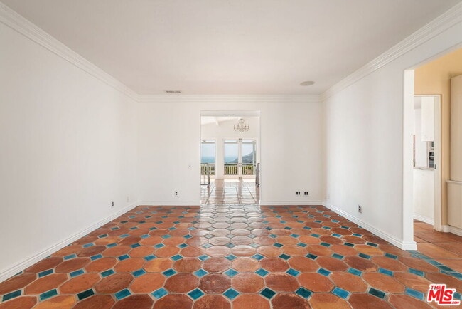 Building Photo - 206 Bellino Dr