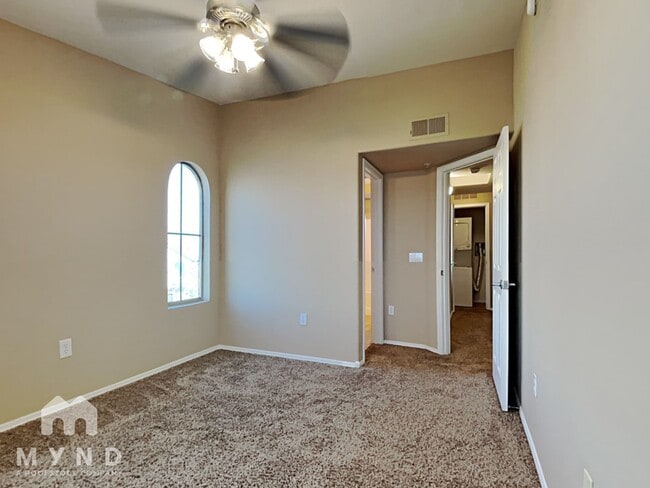 Building Photo - 2401 E Rio Salado Pkwy