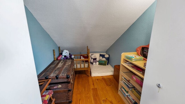 Building Photo - 316 Jacobs Creek Park Rd