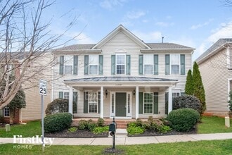 Building Photo - 15507 Troubadour Ln