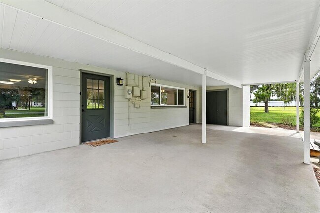 Building Photo - 2205 Henley Rd
