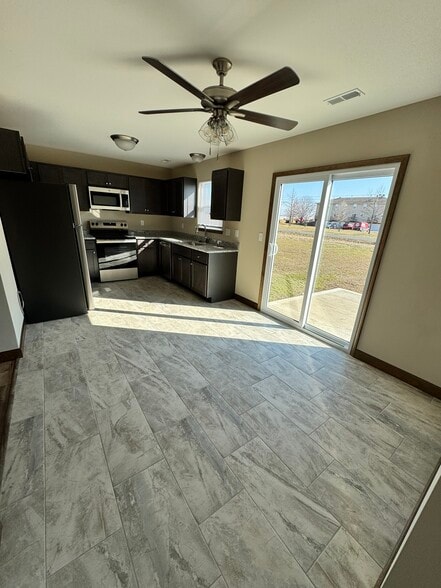 Building Photo - 7505 Frankie Ct