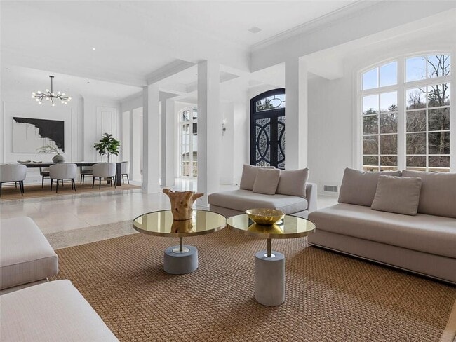 Building Photo - 997 Davis Dr NW