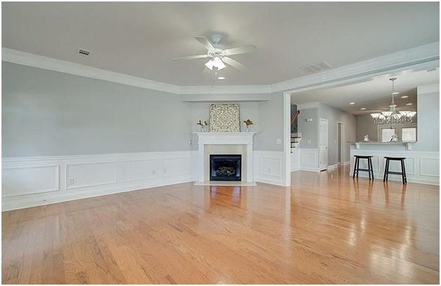 Building Photo - 3725 Downing Dr