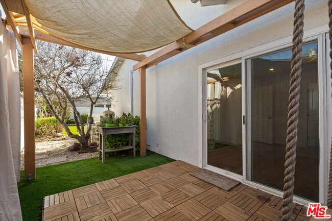 Building Photo - 14592 Belmar Cir