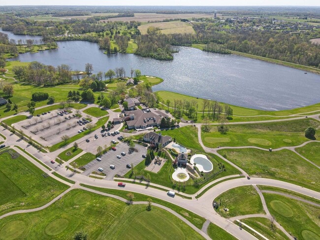 Building Photo - LIKE NeW Fisher Homes Condo Per Rent is $1849.00
