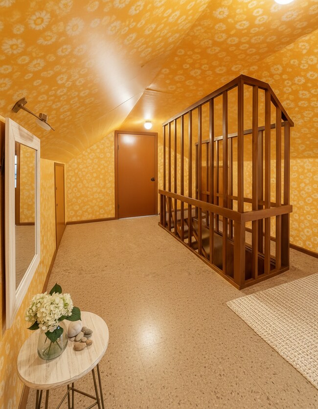 Building Photo - Your Timeless Haven in St. Paul for $2,199/month! $250 OFF 1st MONTH!