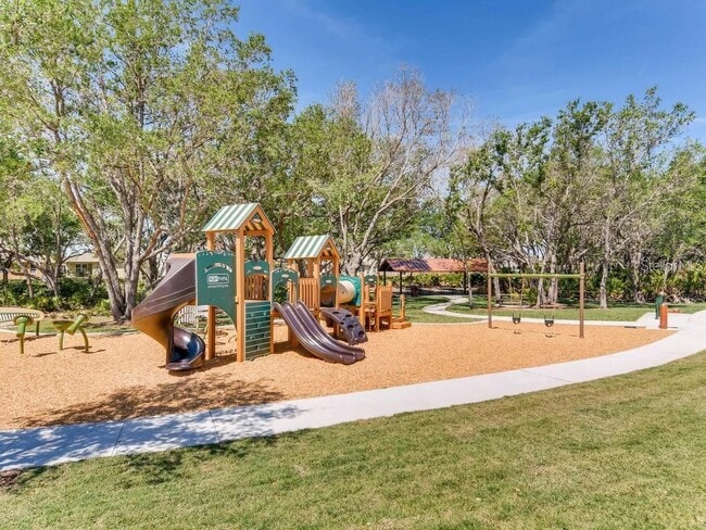 Building Photo - 1550 Diamond Loop Dr