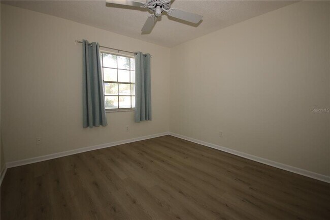 Building Photo - 1535 Nursery Rd