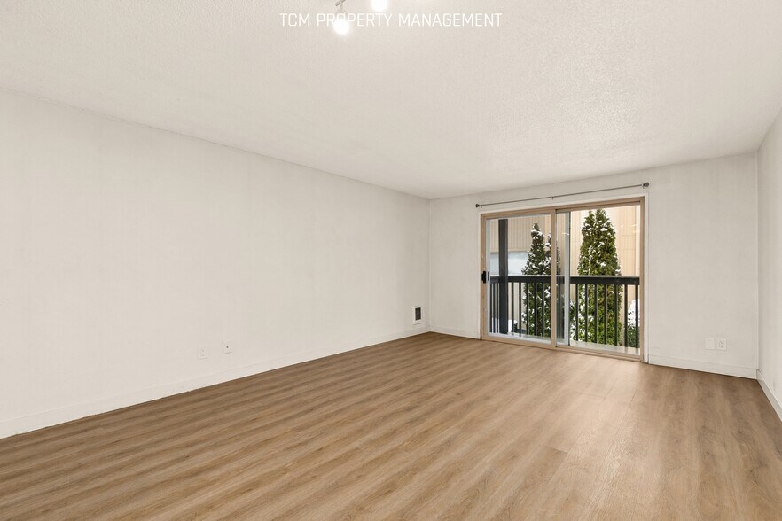 Building Photo - 31003 14th Ave S