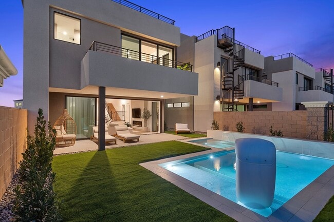 Building Photo - 4053 Heron Fairway Dr