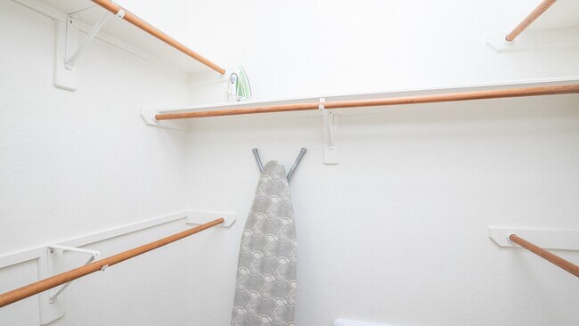 Building Photo - 3007 Smokey Hollow Dr