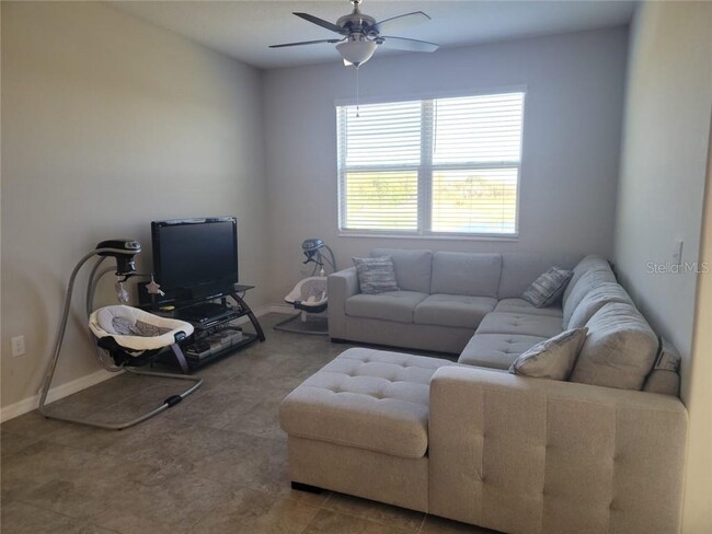 Building Photo - 15510 Florence Hollow Pl