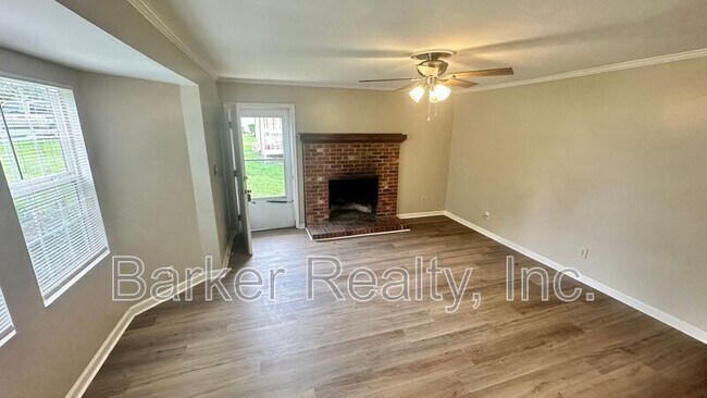Building Photo - 4609 Lavista Ct