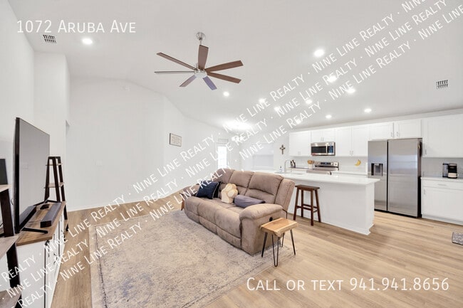 Building Photo - 1072 Aruba Ave